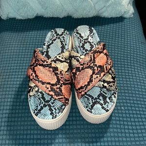 - NWOT Mix No.6 Blue and Orange Print Platform Sandals